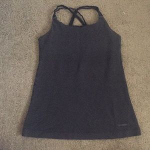 Patagonia top- small